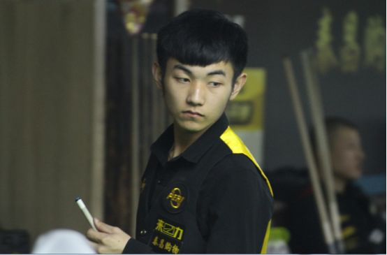 许多人都在 许多人都在